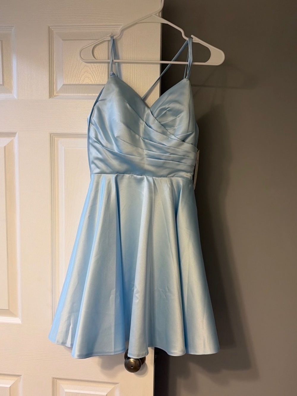 Hoco or formal dress - Picture 8 of 9